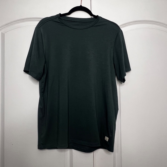 Vuori Mens Shirt Current Tech Tee Grove Green Size Medium - Picture 5 of 8